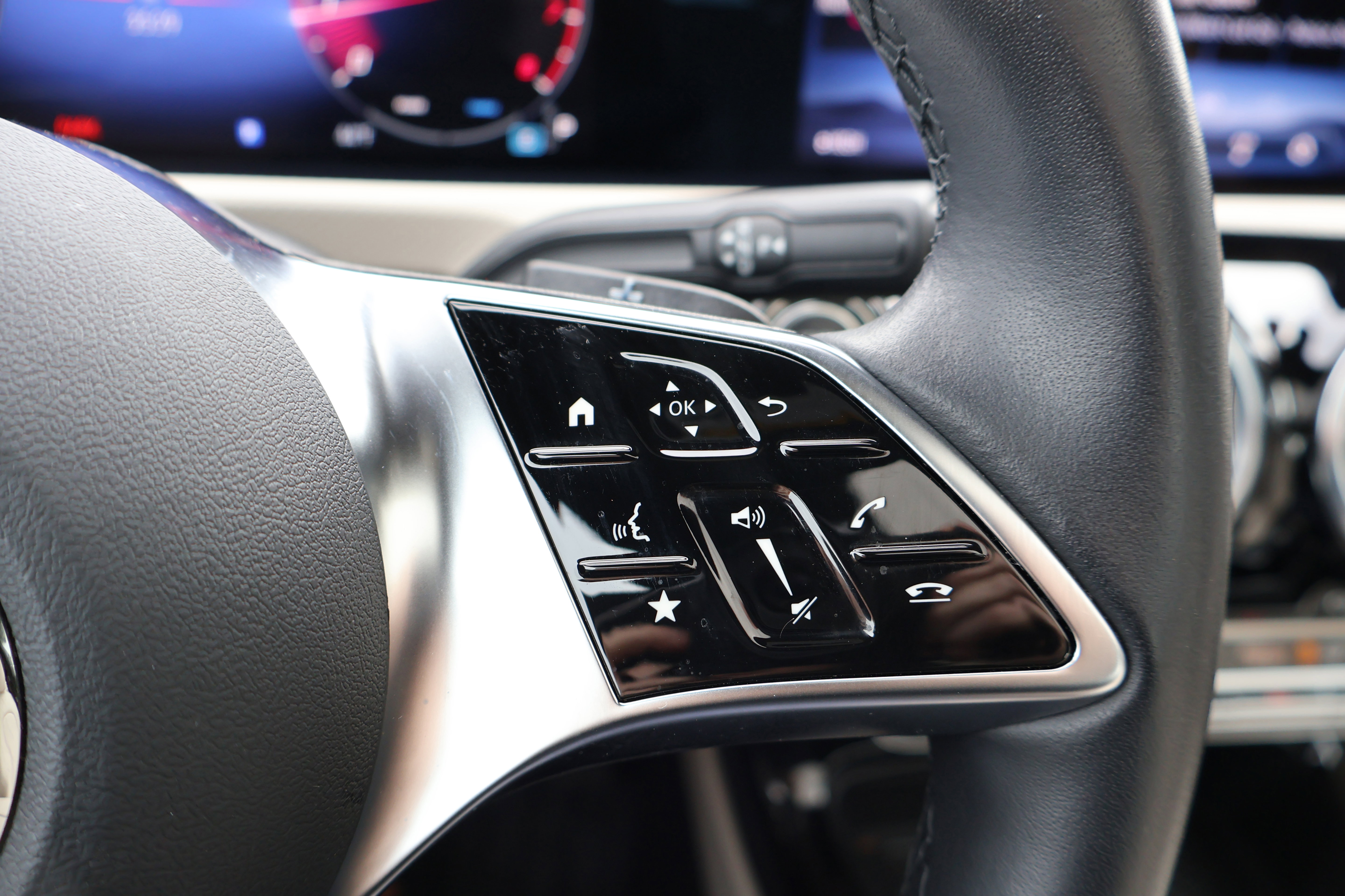 Certified 2025 Mercedes-Benz CLA 250 image 29