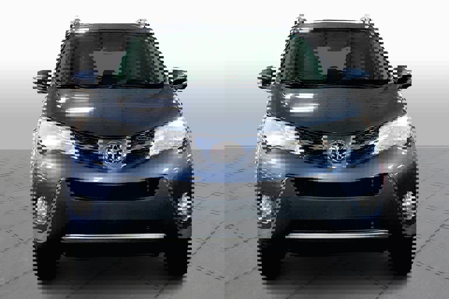 Used 2014 Toyota RAV4 XLE image 4