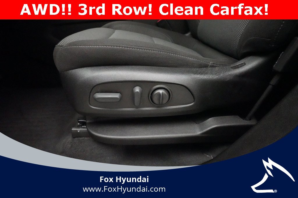 Used 2023 Chevrolet Traverse LT image 30