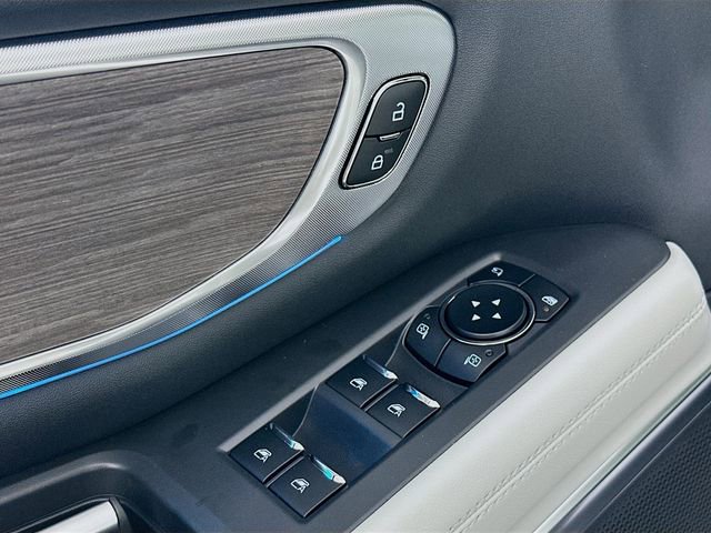 New 2026 Ford Expedition Platinum image 23