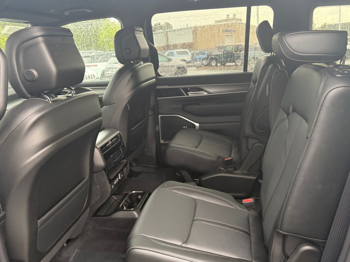 New 2026 Jeep Grand Wagoneer Limited AWD/4WD image 20