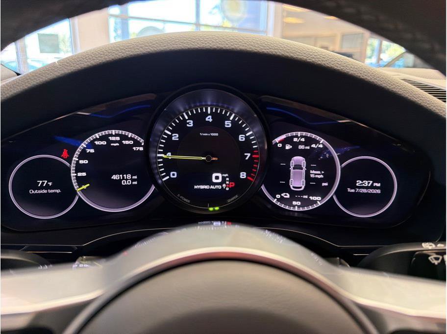 Used 2021 Porsche Cayenne E-Hybrid AWD/4WD image 37