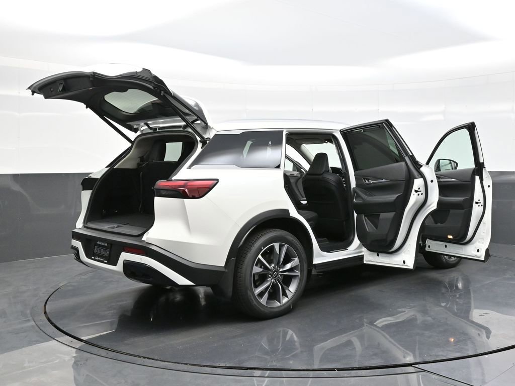 Certified 2025 INFINITI QX60 Luxe w/ Cargo Package image 48