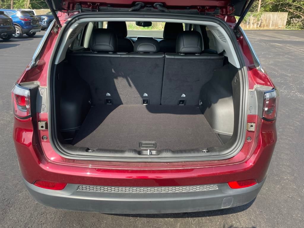 Used 2022 Jeep Compass Latitude image 25