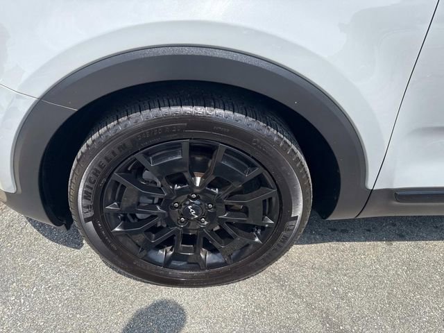 Used 2022 Kia Telluride SX w/ SX Prestige Package image 15