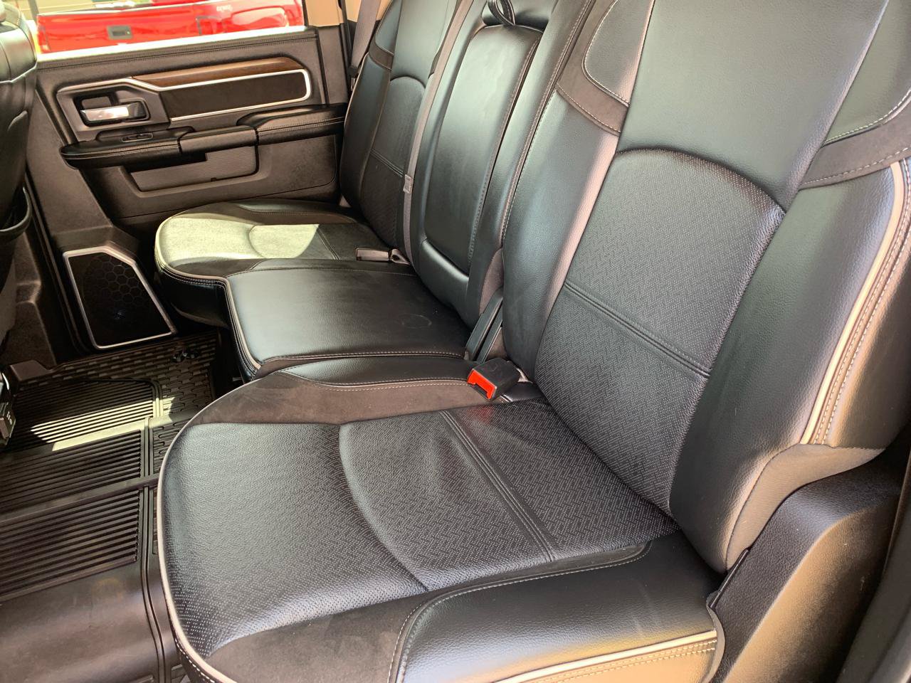 Used 2022 RAM 3500 Laramie AWD/4WD image 30