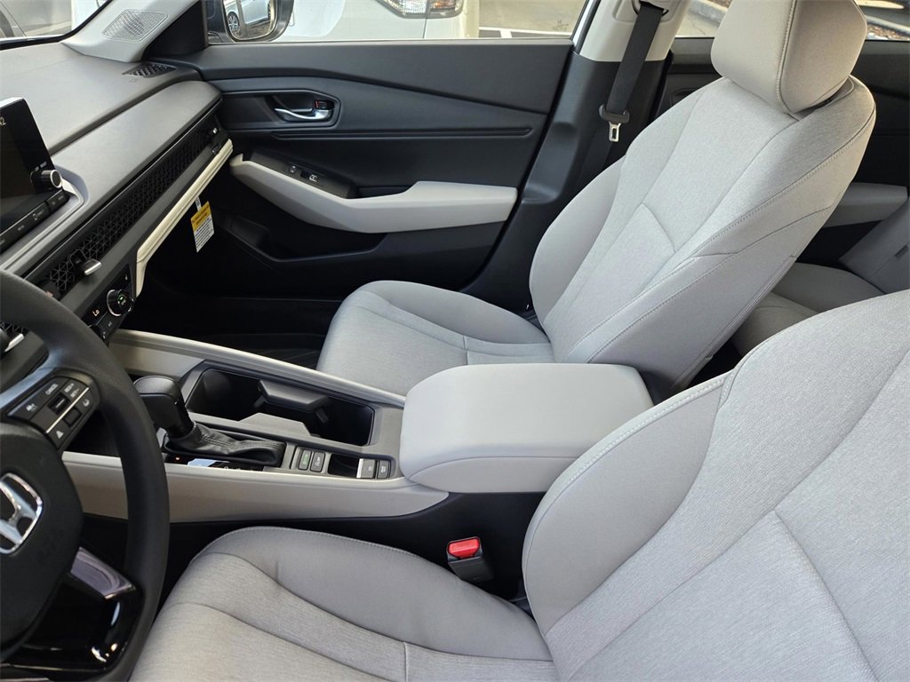 New 2025 Honda Accord SE image 27