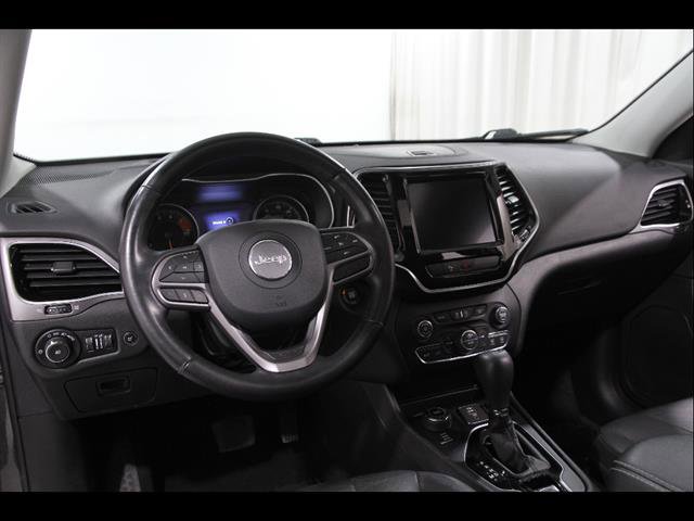 Used 2020 Jeep Cherokee Limited AWD/4WD image 6