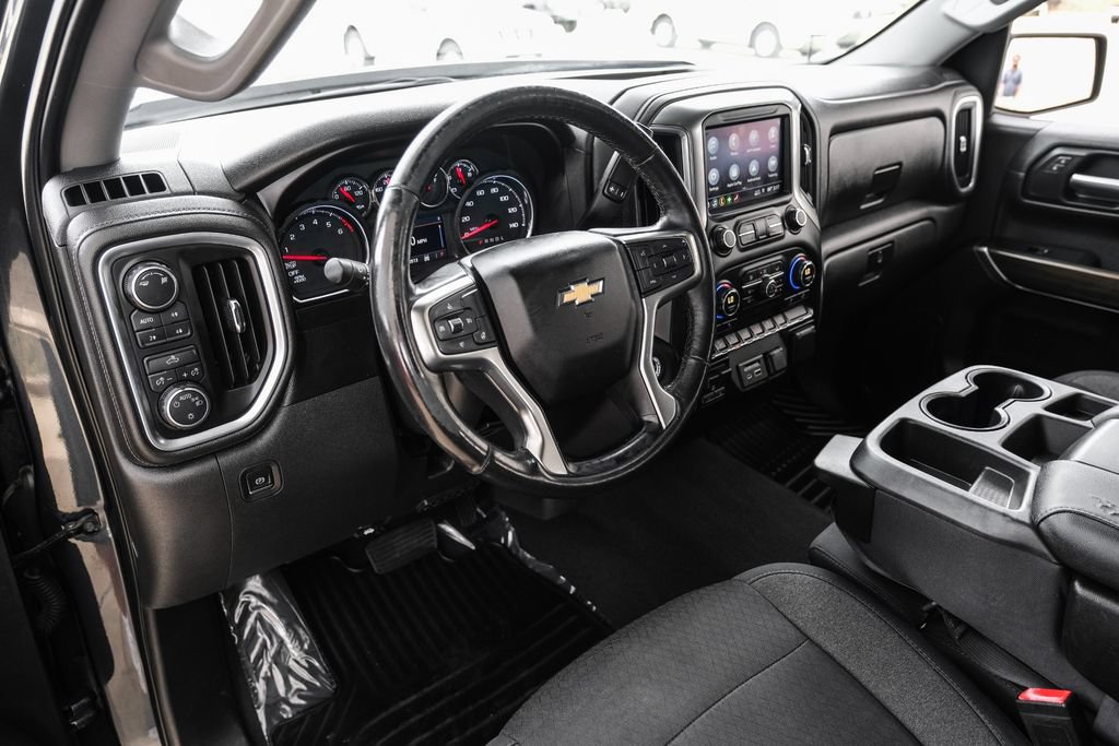 Used 2019 Chevrolet Silverado 1500 LT w/ Texas Edition AWD/4WD image 2