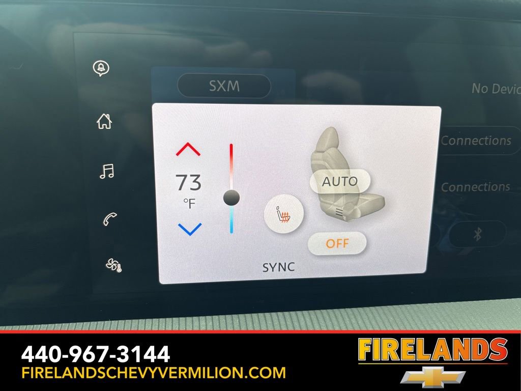 Used 2025 Nissan Murano SV image 3