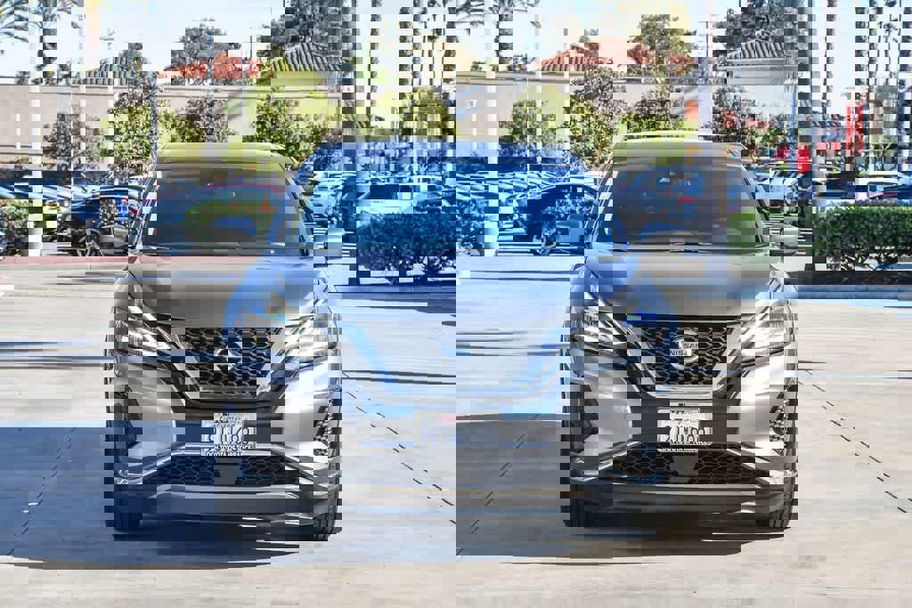 Used 2021 Nissan Murano S image 2