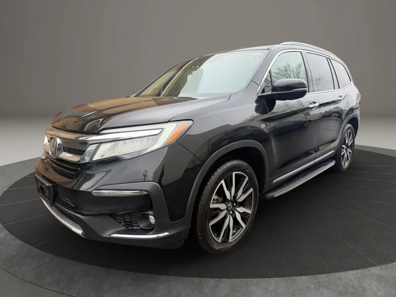 Used 2019 Honda Pilot Touring image 1