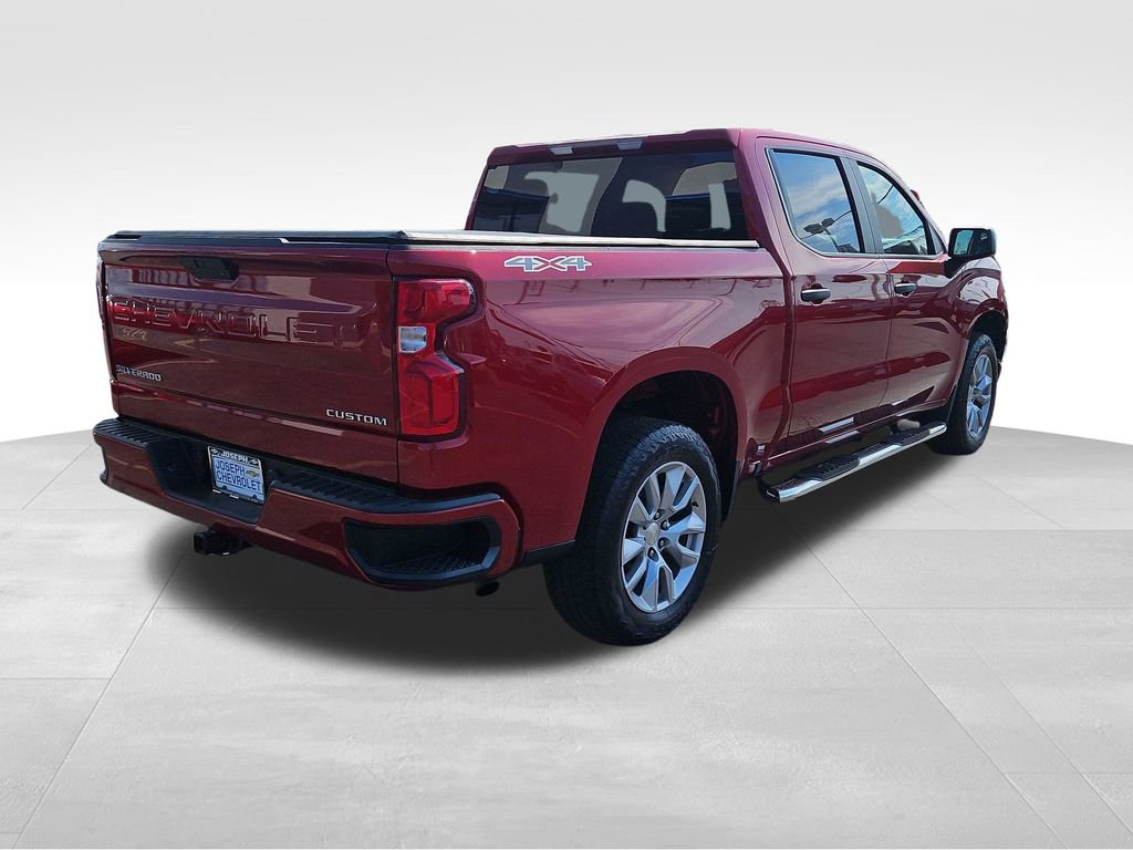 Used 2021 Chevrolet Silverado 1500 Custom w/ Safety Confidence Package AWD/4WD image 4