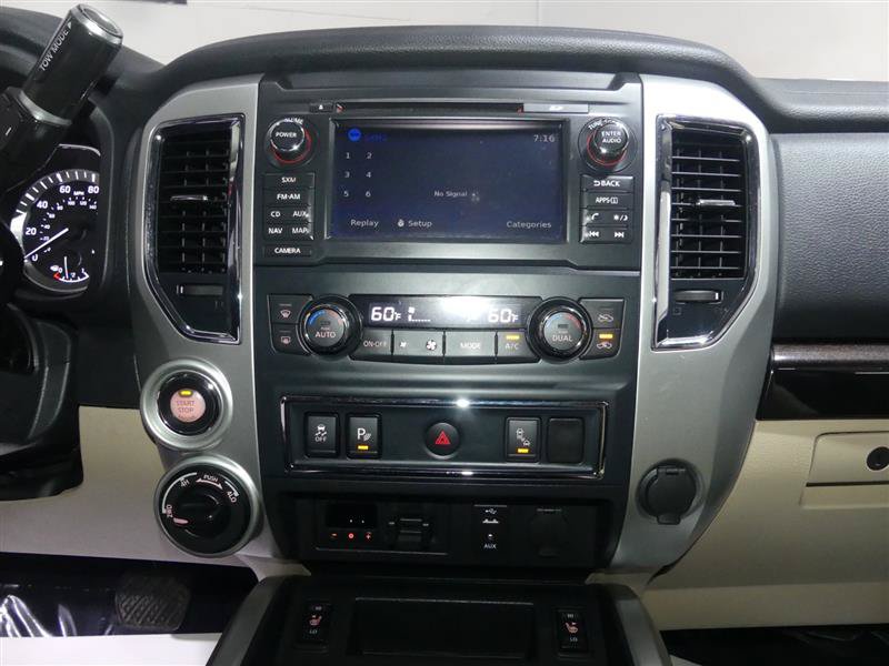 Used 2017 Nissan Titan SV AWD/4WD image 36