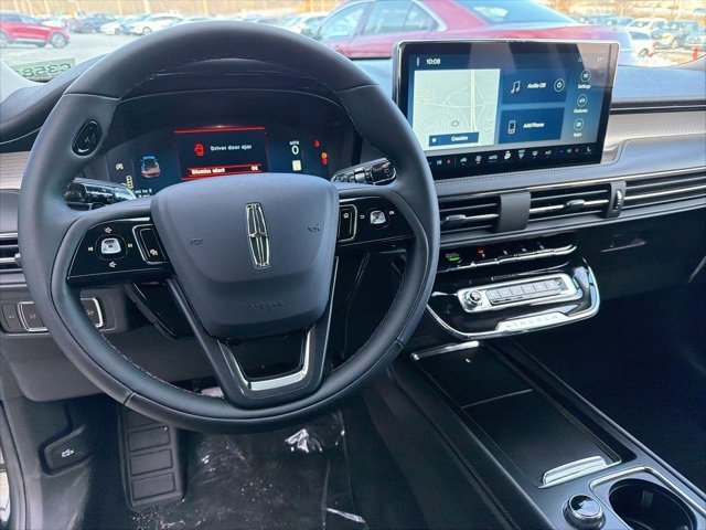 New 2026 Lincoln Corsair Premiere image 9