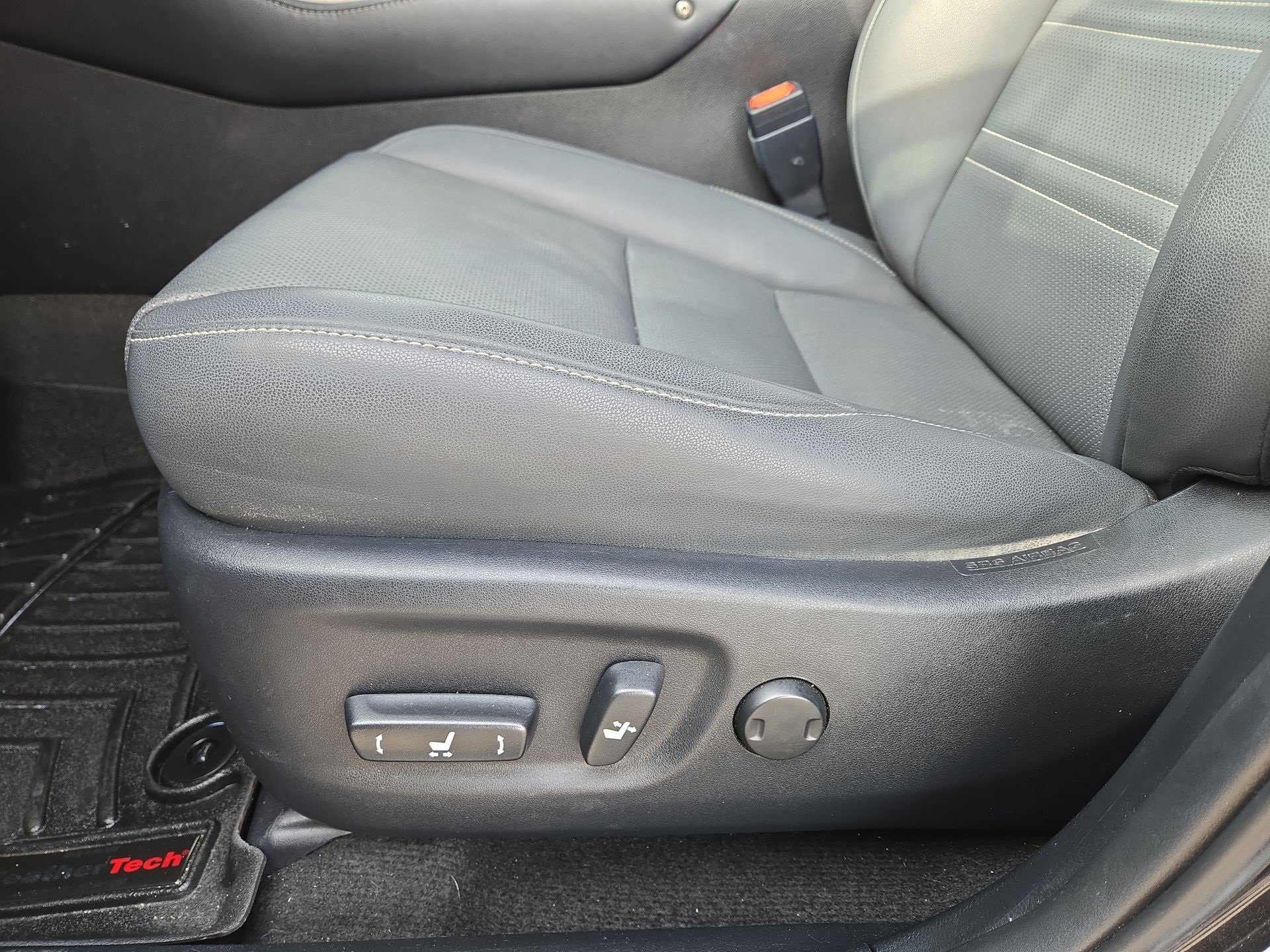 Used 2020 Lexus NX 300 w/ Comfort Package image 17