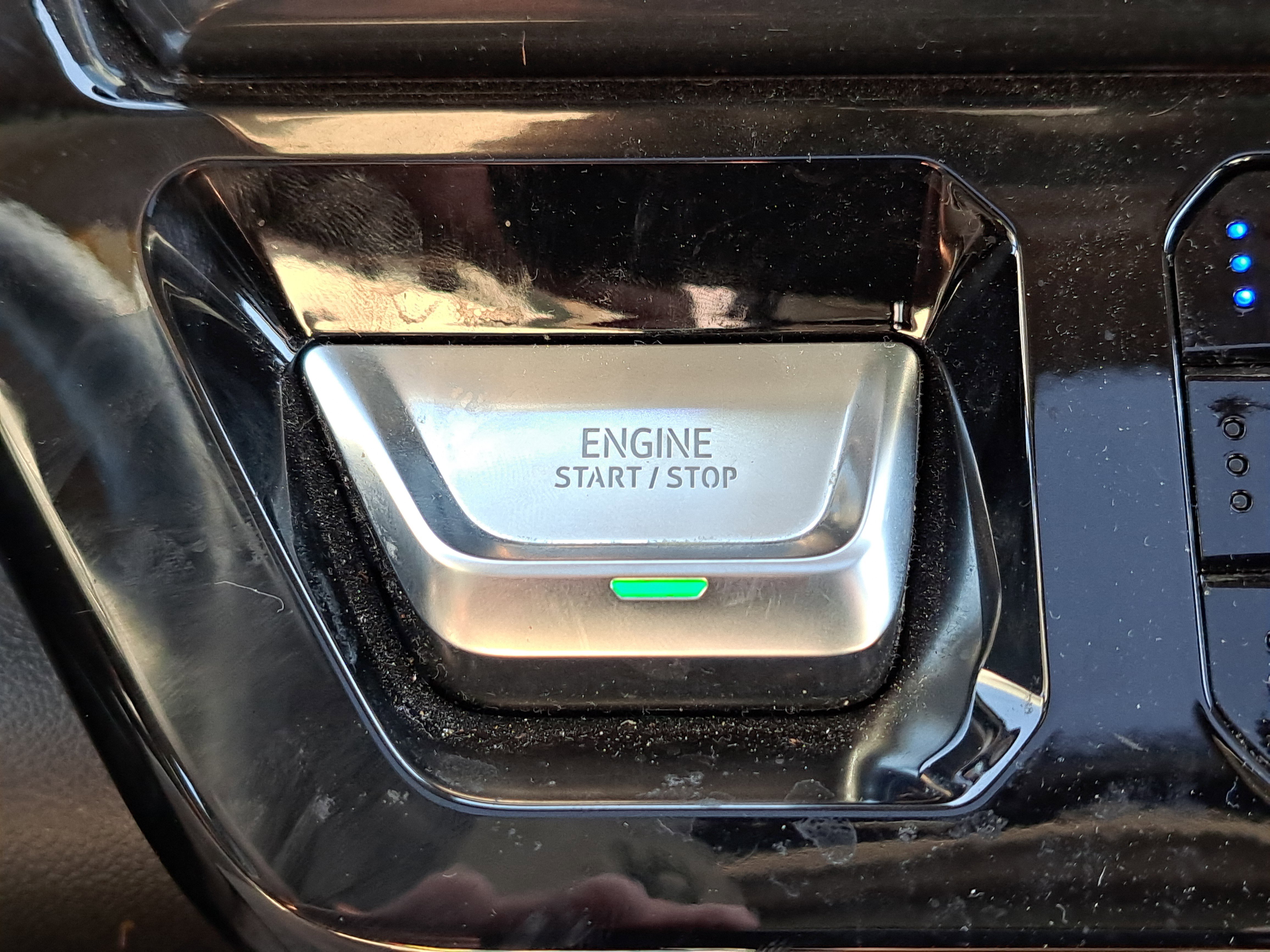 Used 2022 GMC Sierra 1500 Denali image 25