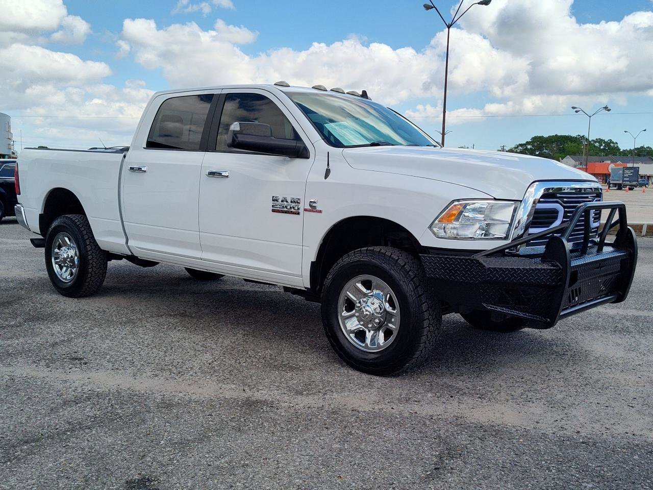 Used 2017 RAM 2500 SLT w/ Snow Chief Group image 9
