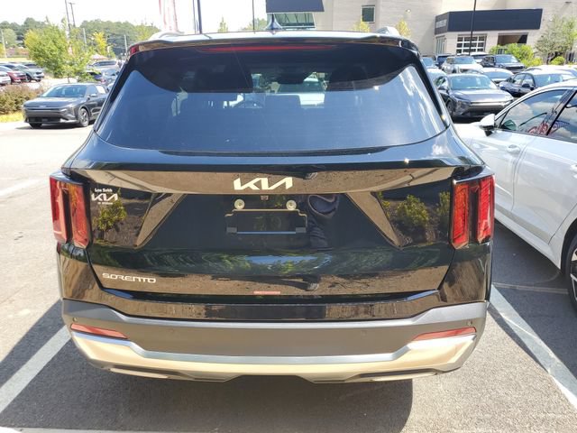 Certified 2026 Kia Sorento S FWD image 6