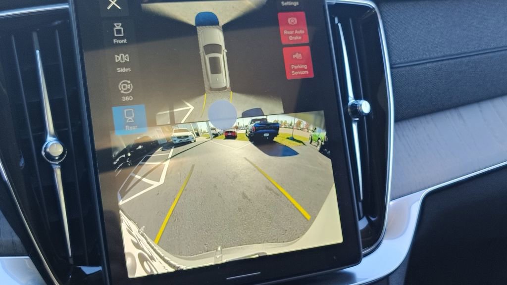 New 2026 Volvo XC90 B6 Ultra image 22