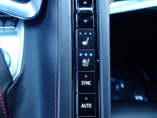 Used 2021 Chevrolet Corvette Stingray Premium Cpe w/ Z51 Performance Package image 19