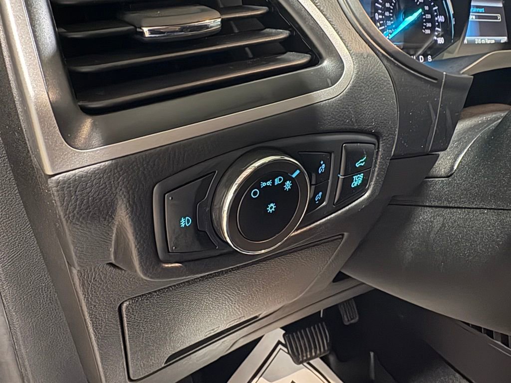 Used 2023 Ford Edge SEL w/ Convenience Package image 20