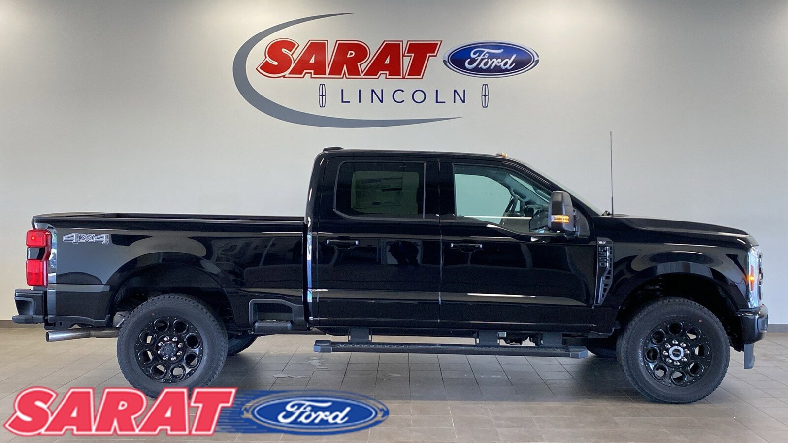 New 2026 Ford F350 XLT w/ XLT Premium Package AWD/4WD image 1