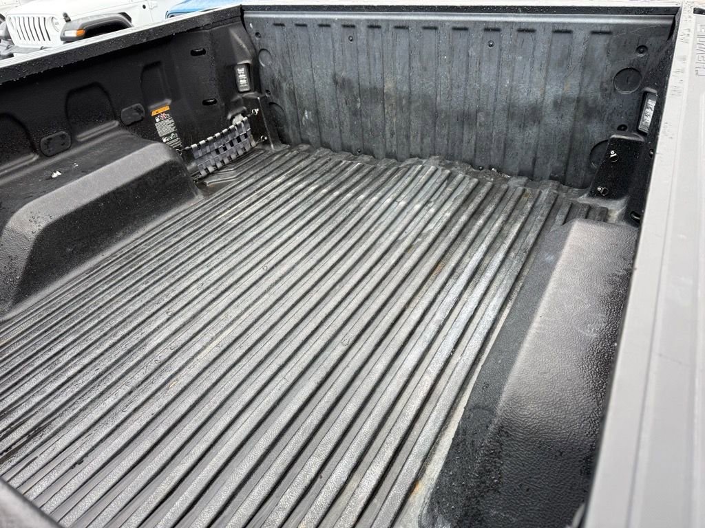 Used 2022 Chevrolet Silverado 1500 LT image 33