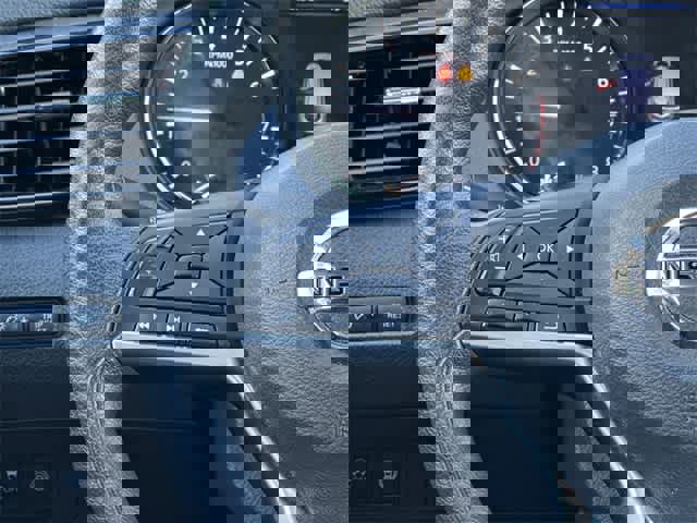 Used 2022 Nissan Rogue Sport S image 7