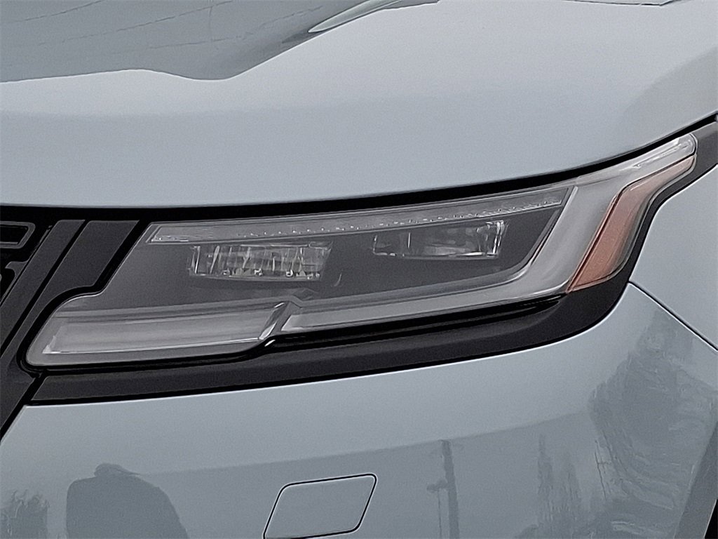 Used 2024 Land Rover Range Rover Velar Dynamic SE image 9