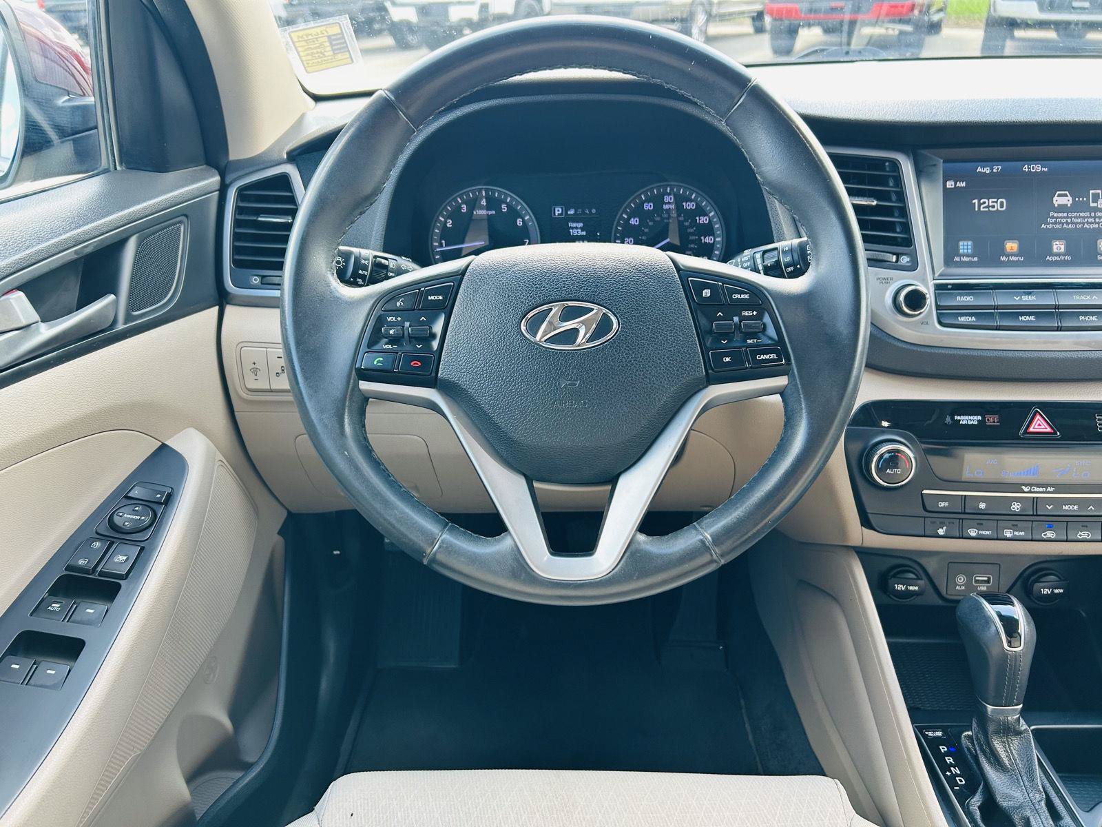 Used 2018 Hyundai Tucson Value w/ Cargo Package AWD/4WD image 14