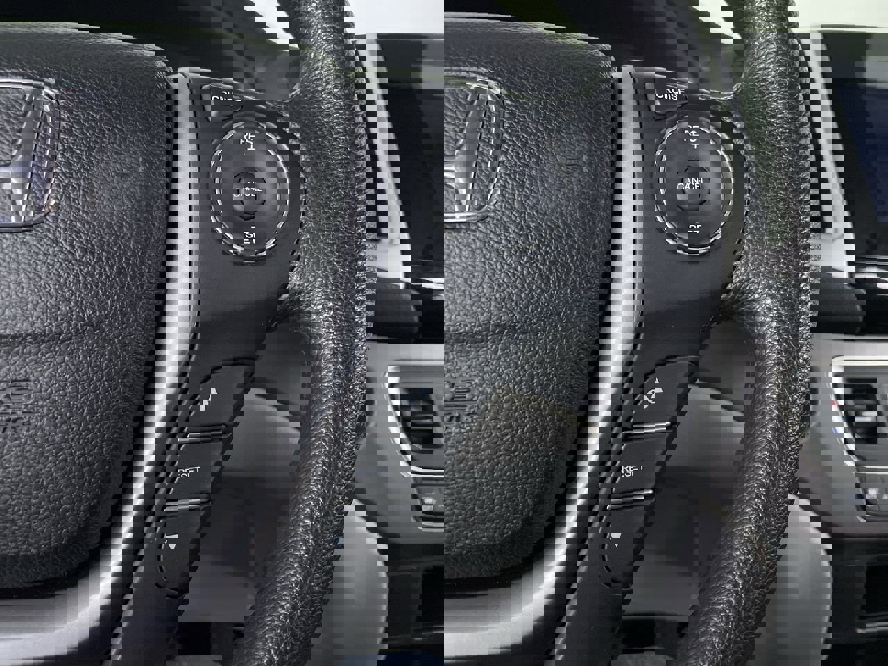 Used 2017 Honda Pilot EX image 27