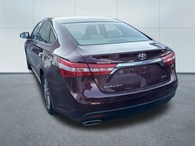 Used 2013 Toyota Avalon XLE image 4