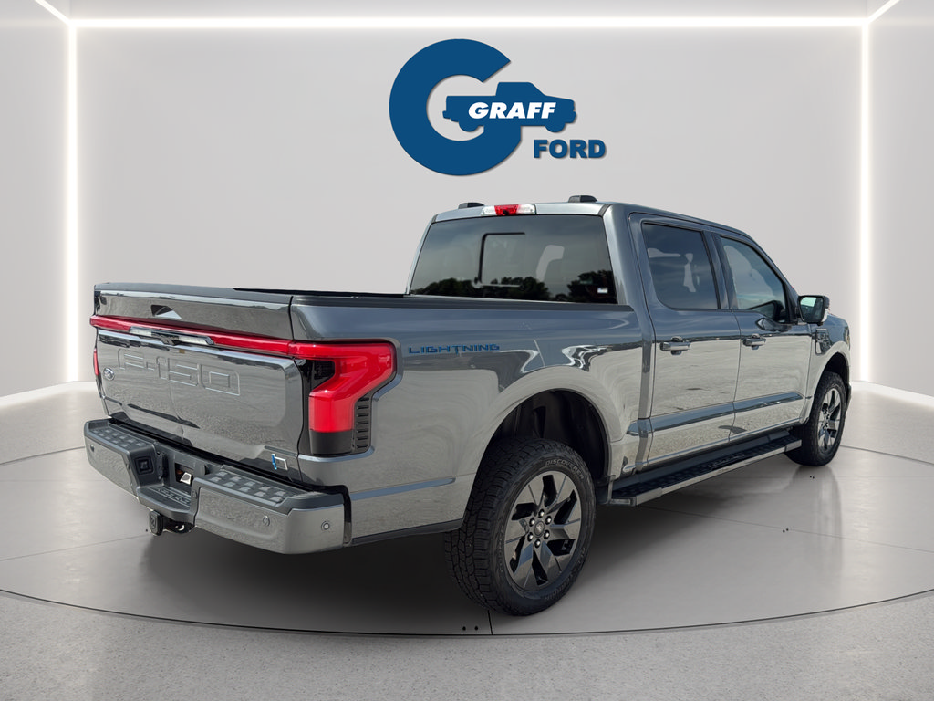 Used 2022 Ford F150 Lightning Lariat AWD/4WD image 7