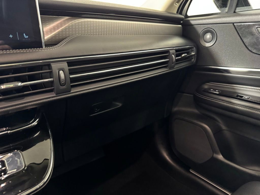 New 2025 Lincoln Corsair Grand Touring w/ Equipment Group 302A image 43