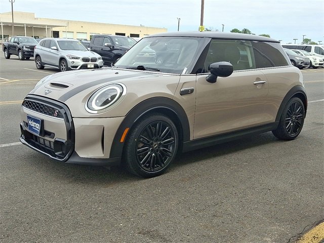 Used 2024 MINI Cooper S image 4