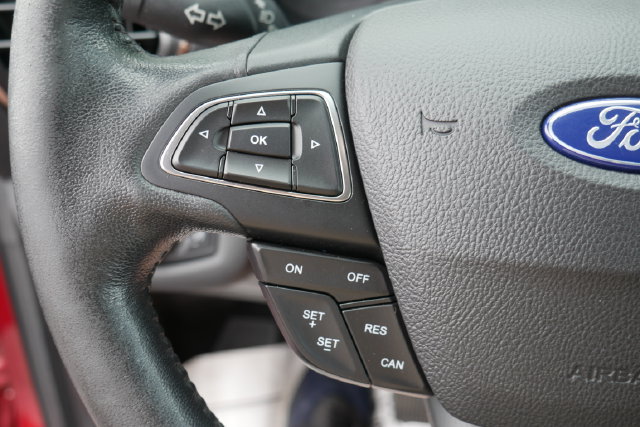 Used 2018 Ford Escape Titanium FWD image 18
