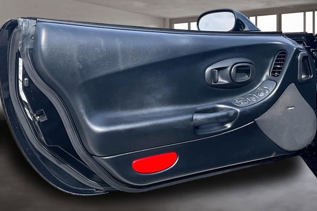 Used 2002 Chevrolet Corvette Base image 17