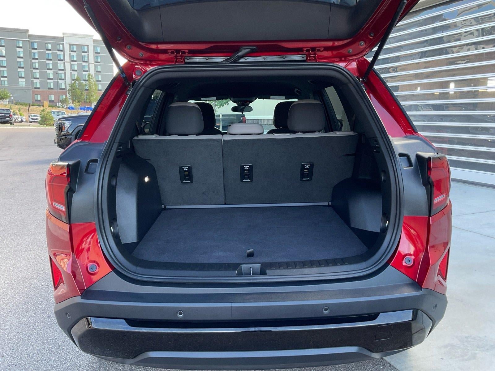 Certified 2025 GMC Terrain Elevation w/ Black Edition AWD/4WD image 18