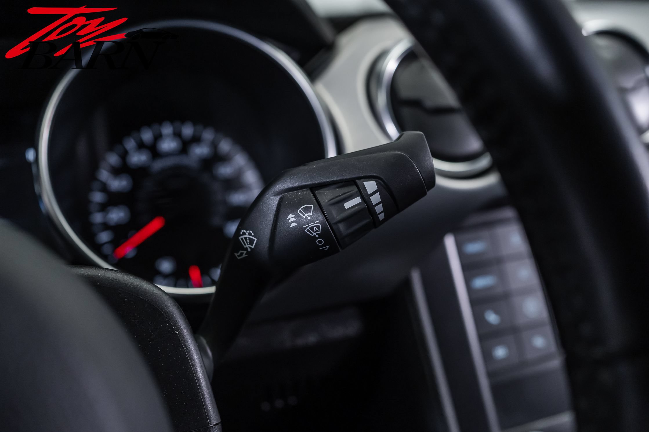 Used 2023 Ford Mustang GT RWD image 33