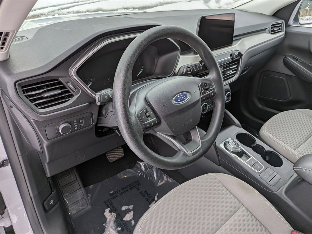 Used 2021 Ford Escape SE image 11