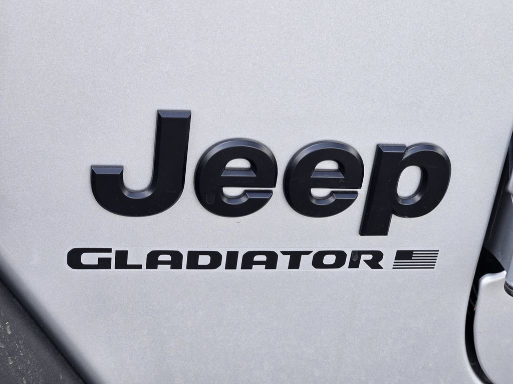 Used 2024 Jeep Gladiator Sport image 10