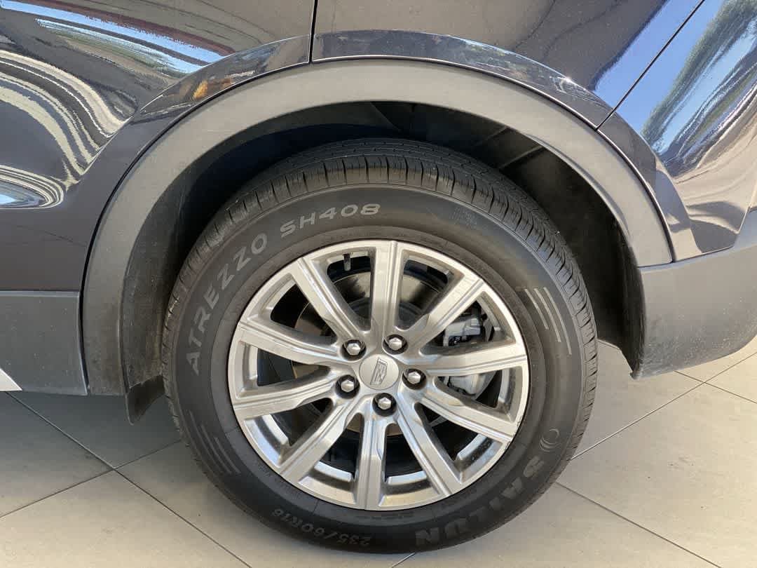 Used 2023 Cadillac XT4 Premium Luxury AWD/4WD image 13