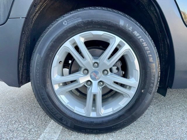 Used 2021 GMC Terrain SLE w/ Driver Convenience Package FWD image 31