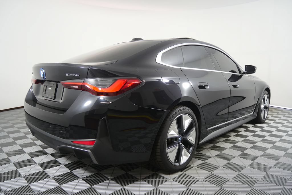 Used 2023 BMW i4 eDrive35 RWD image 3