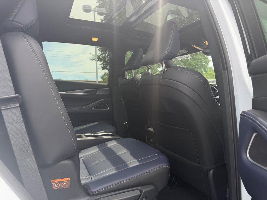 New 2027 INFINITI QX60 Sport w/ Dark Cargo Package AWD/4WD image 4