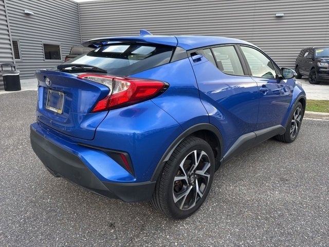 Used 2018 Toyota C-HR XLE image 3