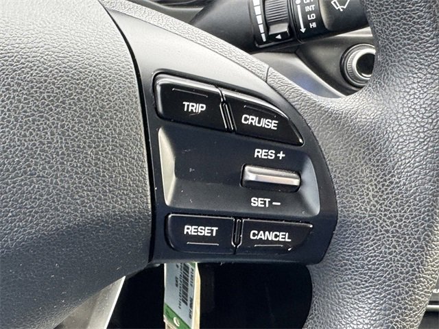 Used 2019 Hyundai Elantra SE w/ Cargo Package image 17