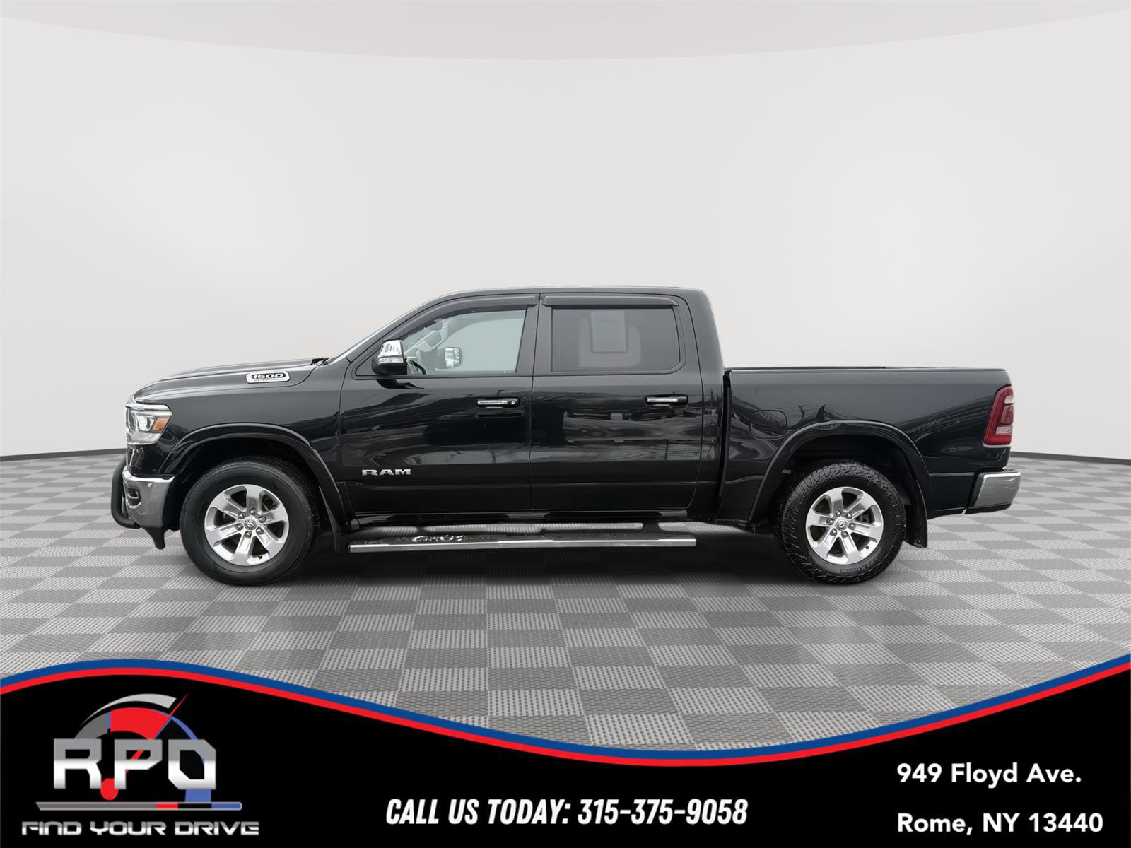 Used 2022 RAM 1500 Laramie image 2
