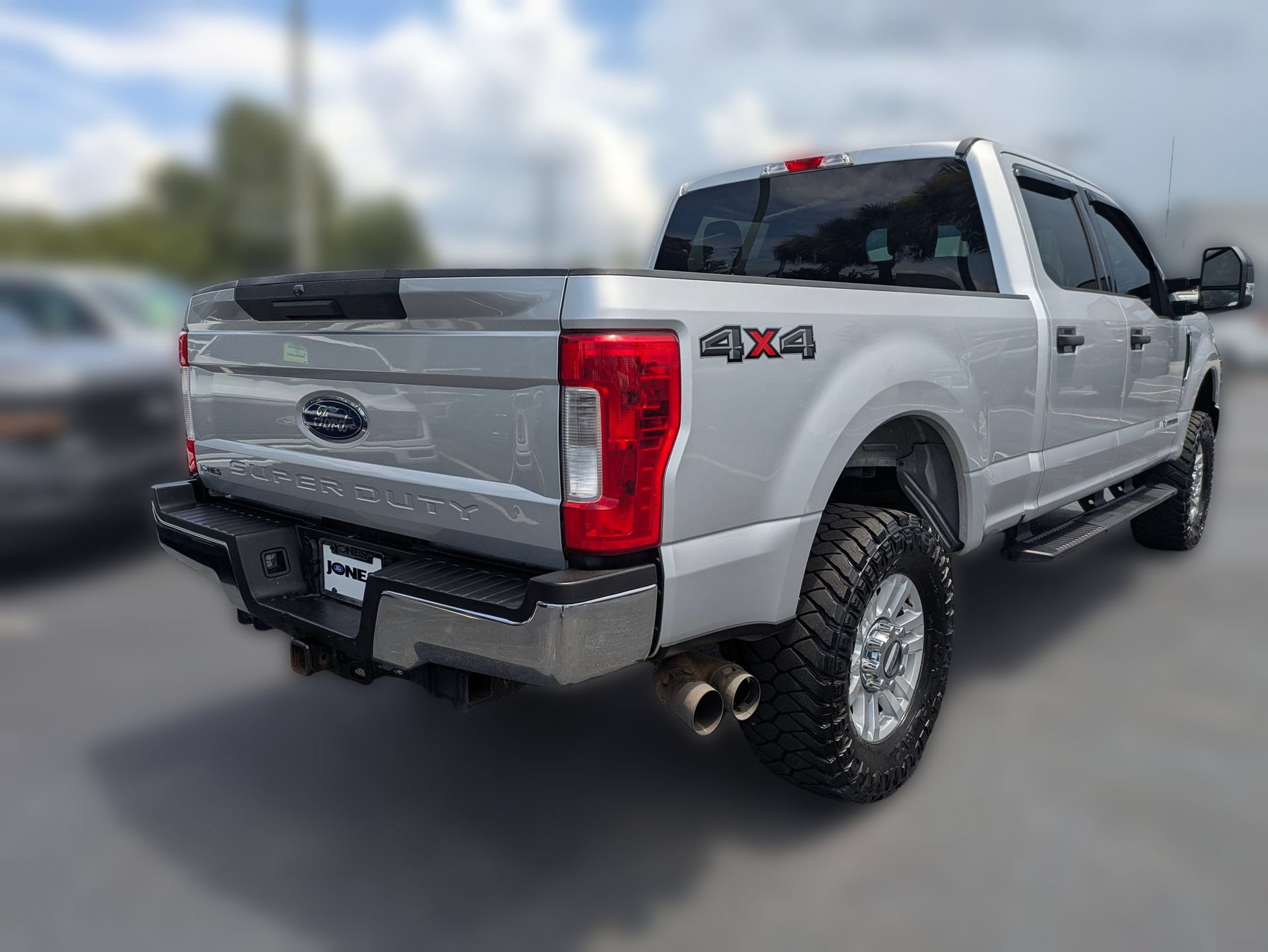 Used 2019 Ford F250 XLT AWD/4WD image 4
